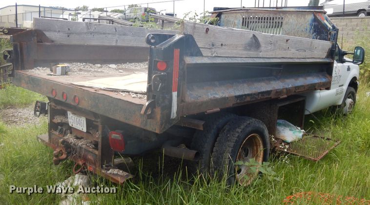 image for item DJ3480 2000 Ford F450 Super Duty  dump truck