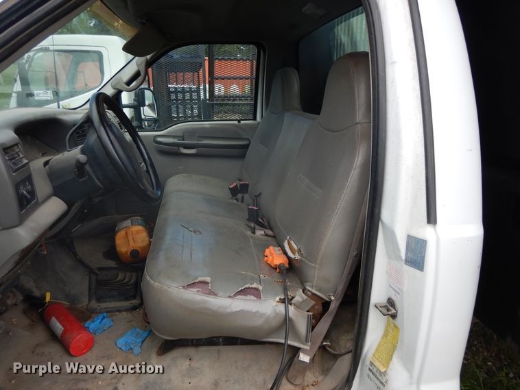 image for item DJ3480 2000 Ford F450 Super Duty  dump truck