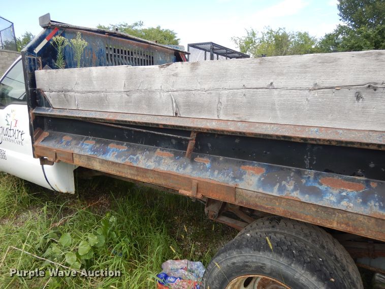 image for item DJ3480 2000 Ford F450 Super Duty  dump truck