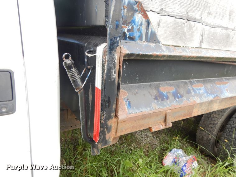 image for item DJ3480 2000 Ford F450 Super Duty  dump truck