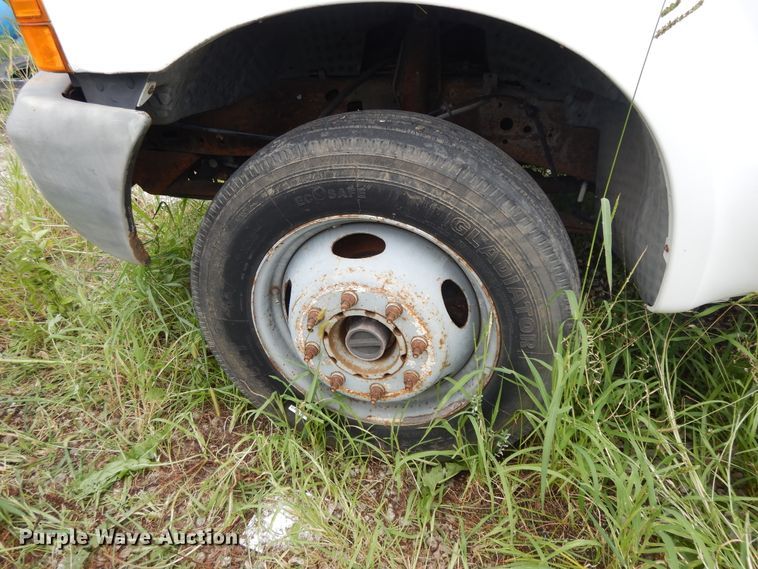 image for item DJ3480 2000 Ford F450 Super Duty  dump truck