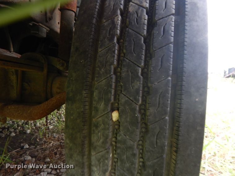 image for item DJ3480 2000 Ford F450 Super Duty  dump truck