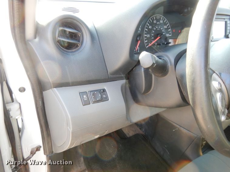 image for item DJ4312 2015 Nissan NV200SV  van