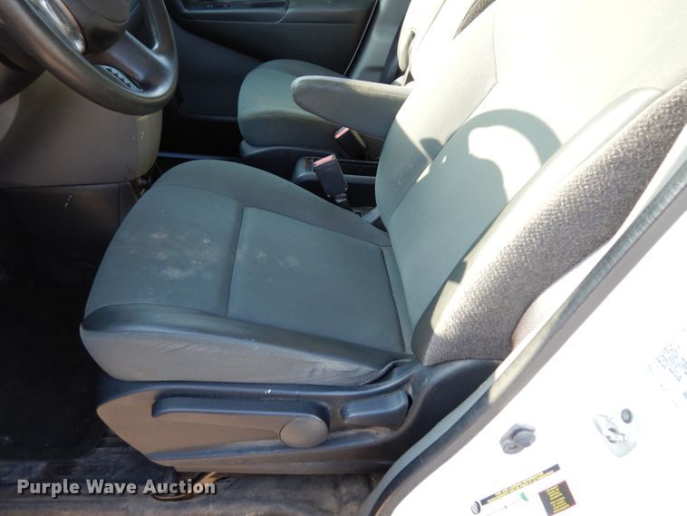 image for item DJ4312 2015 Nissan NV200SV  van