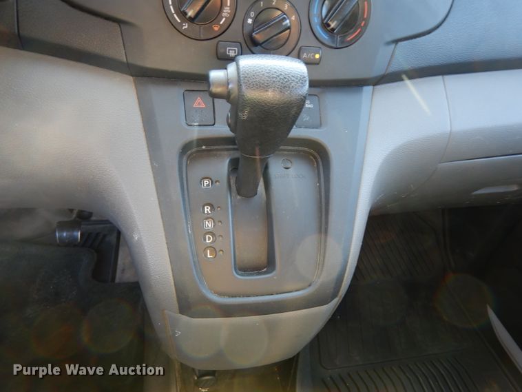 image for item DJ4312 2015 Nissan NV200SV  van