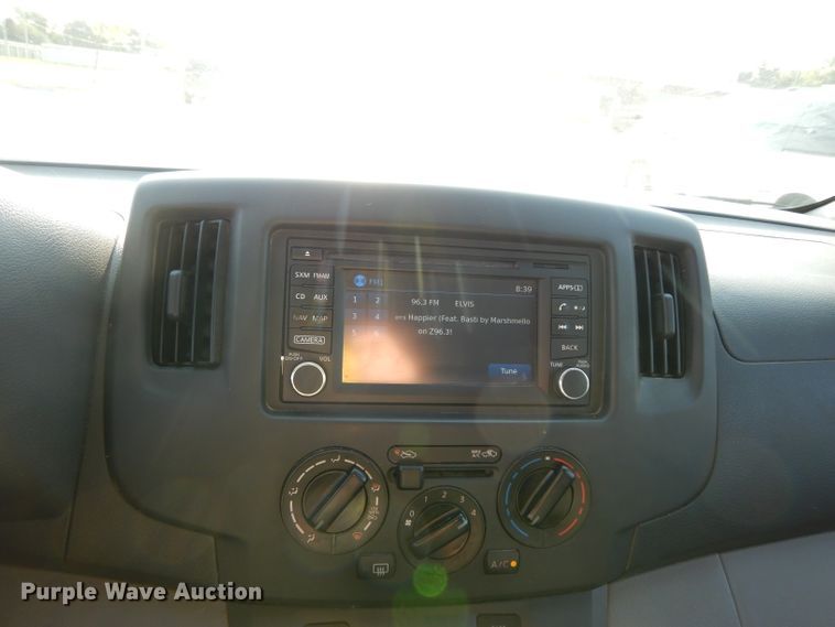 image for item DJ4312 2015 Nissan NV200SV  van