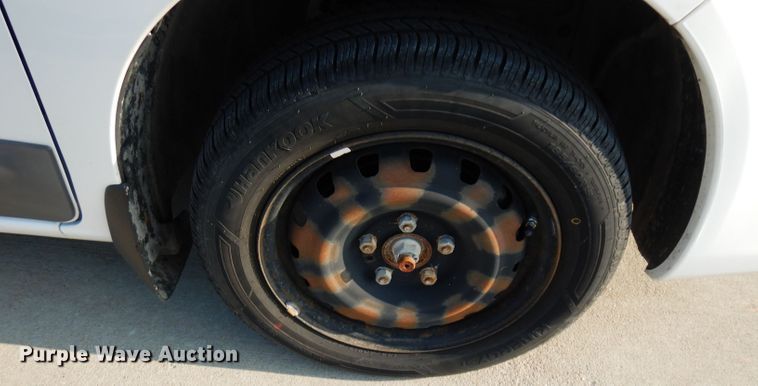 image for item DJ4312 2015 Nissan NV200SV  van