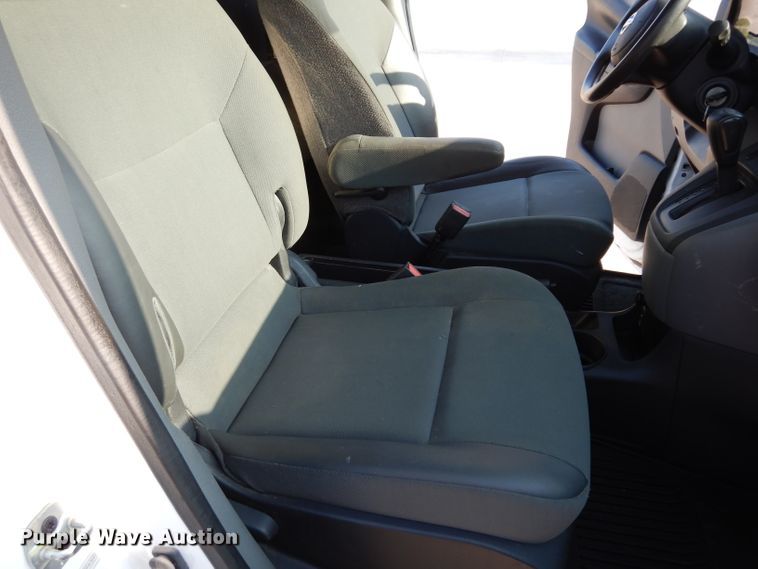 image for item DJ4312 2015 Nissan NV200SV  van