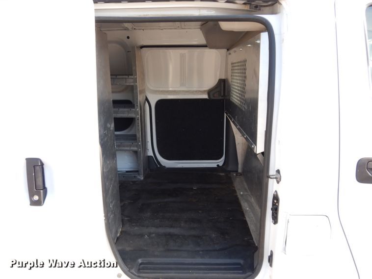 image for item DJ4312 2015 Nissan NV200SV  van