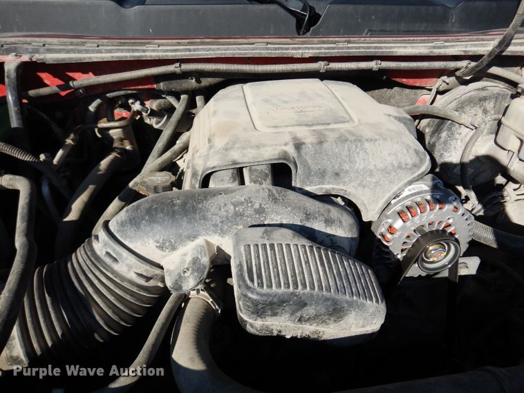 image for item DJ4335 2013 Chevrolet Silverado 1500  Crew Cab pickup truck