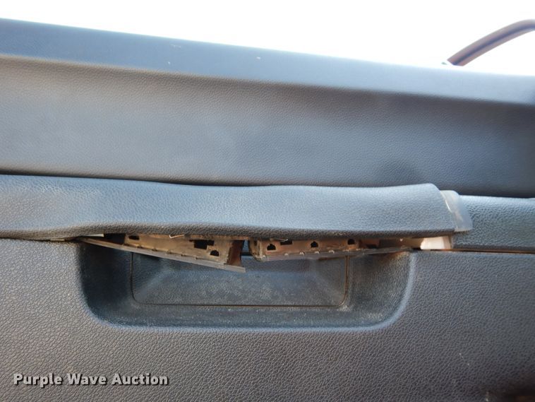 image for item DJ4335 2013 Chevrolet Silverado 1500  Crew Cab pickup truck