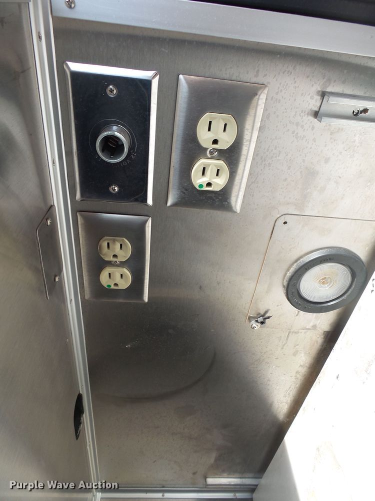 image for item DX9232 2010 Ford Econoline E450  ambulance