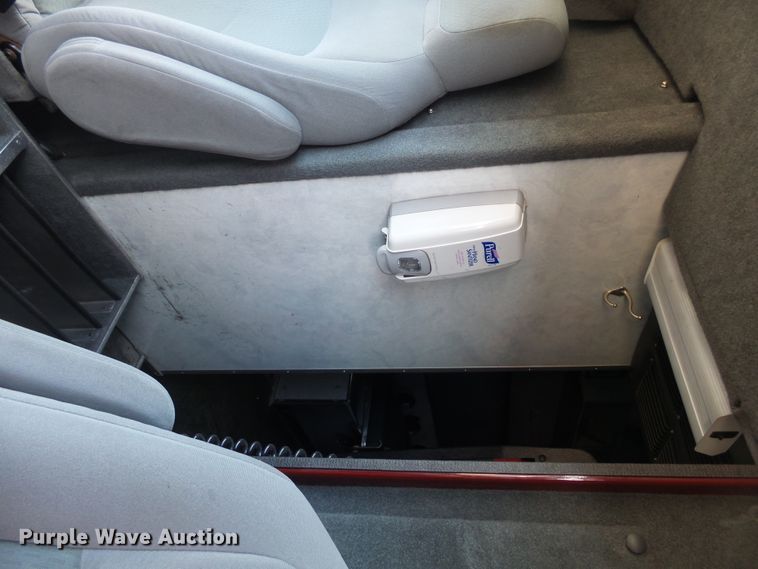 image for item DX9232 2010 Ford Econoline E450  ambulance