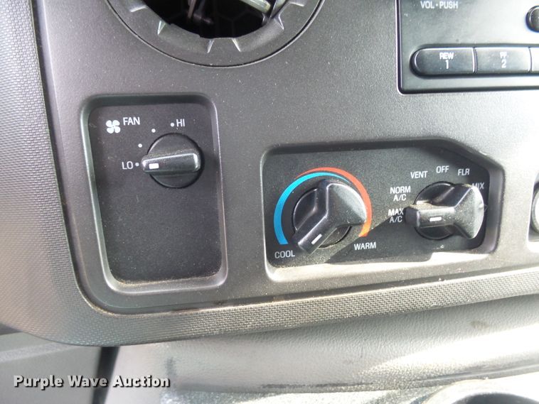 image for item DX9232 2010 Ford Econoline E450  ambulance