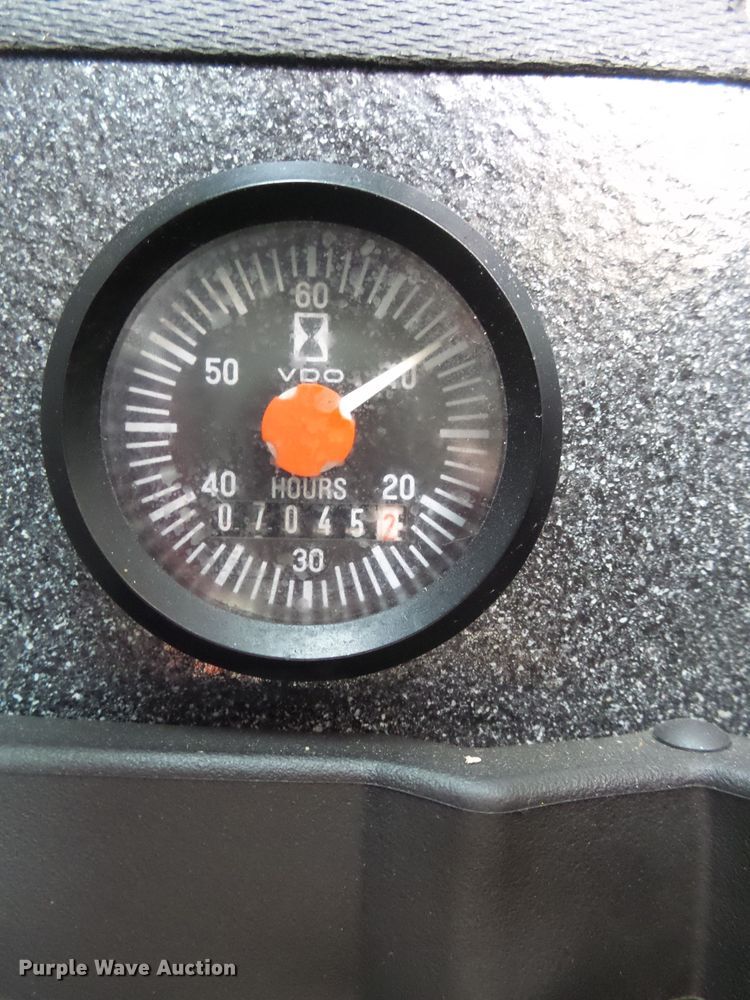 image for item DX9232 2010 Ford Econoline E450  ambulance