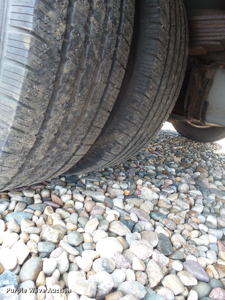 image for item DX9232 2010 Ford Econoline E450  ambulance