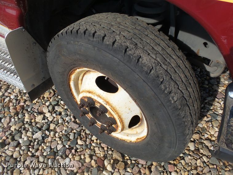 image for item DX9232 2010 Ford Econoline E450  ambulance