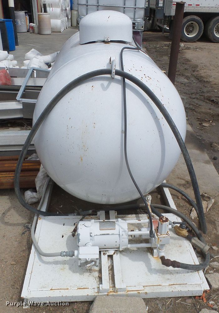 image for item EL9200 Buelher propane tank