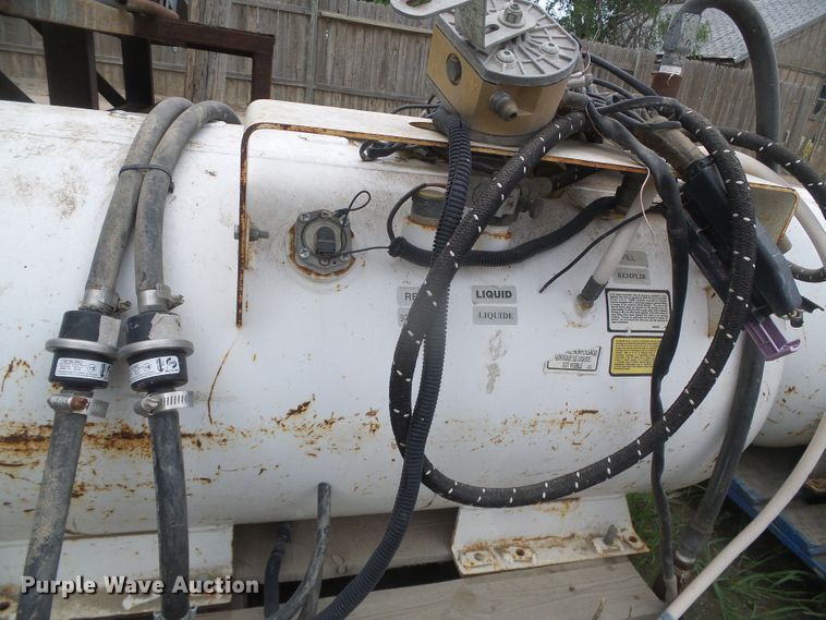 image for item EL9202 (3) Manchester propane tanks