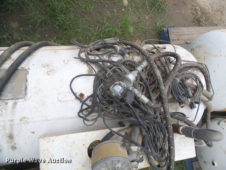 image for item EL9202 (3) Manchester propane tanks