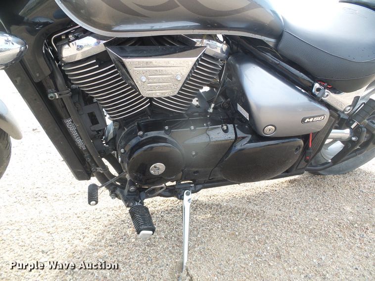 image for item EL9204 2007 Suzuki M50 motorcycle