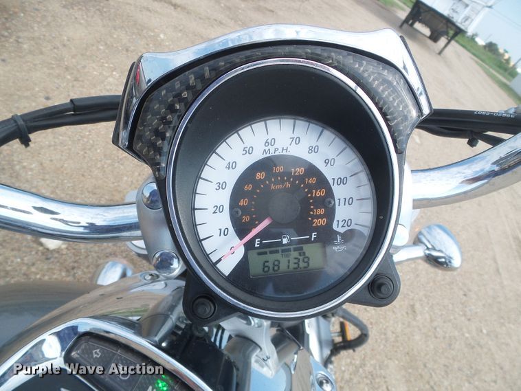 image for item EL9204 2007 Suzuki M50 motorcycle