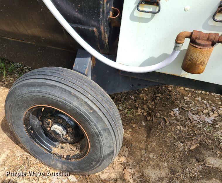 image for item EL9931 Fuel tank