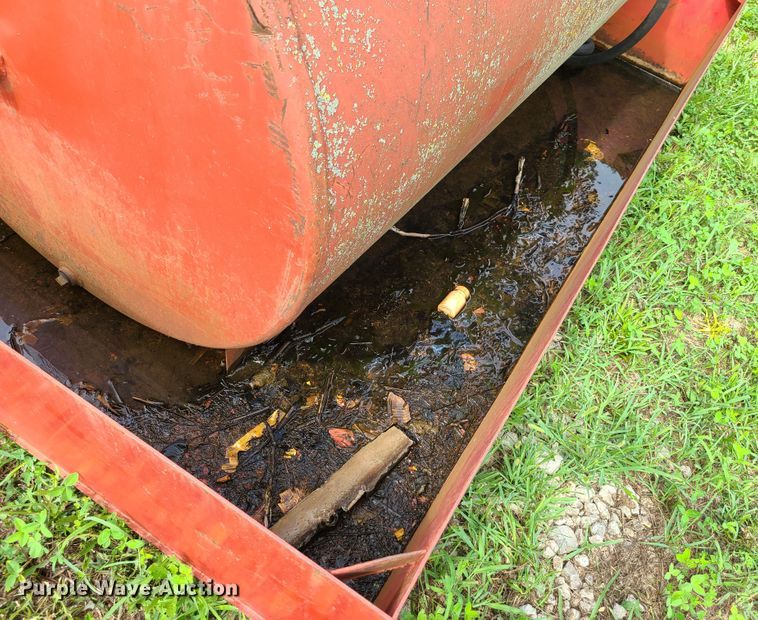 image for item EL9933 Fuel tank