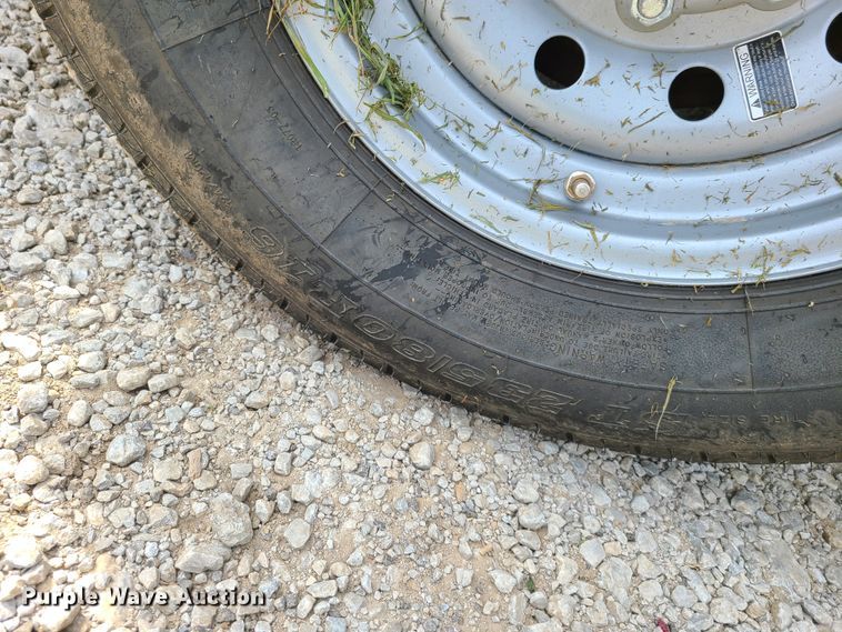 image for item EL9961 2020 Load Trail equipment trailer