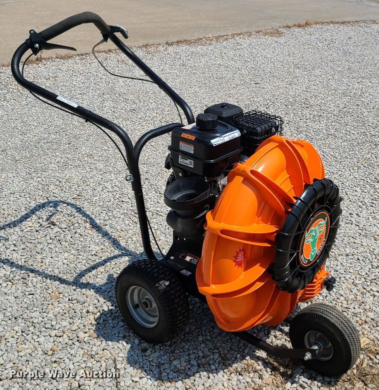 image for item EL9972 Billy Goat F1002SPV leaf blower