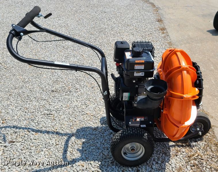 image for item EL9972 Billy Goat F1002SPV leaf blower