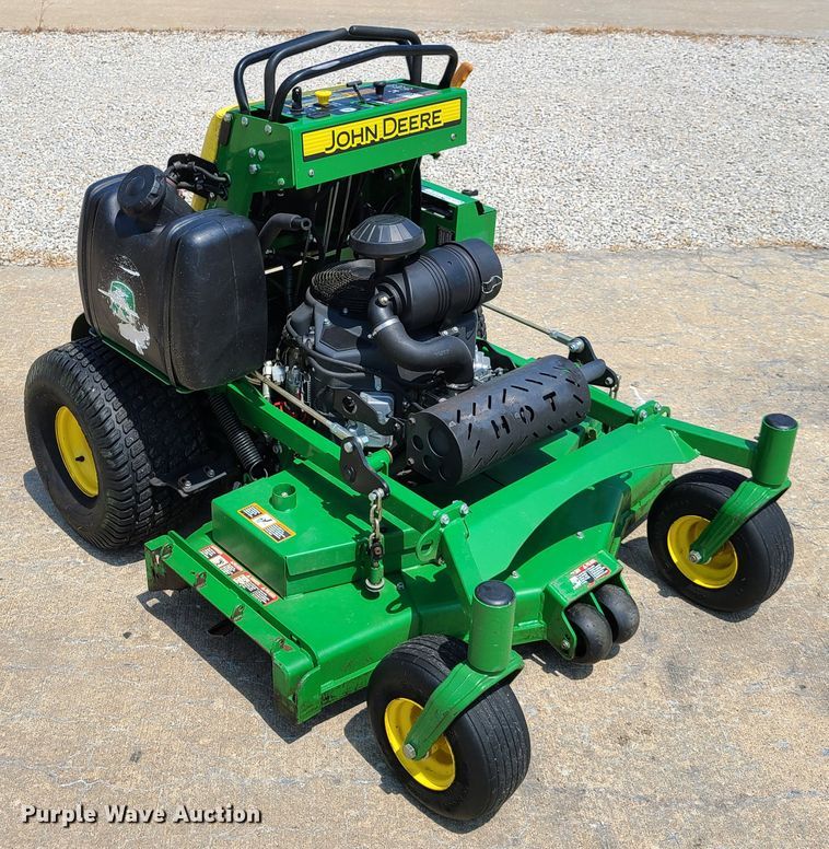 image for item EL9973 John Deere 648R ZTR lawn mower