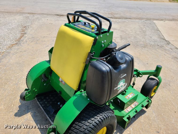 image for item EL9973 John Deere 648R ZTR lawn mower