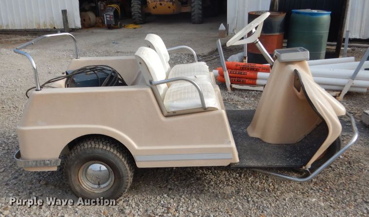 image for item FK9499 Harley Davidson golf cart