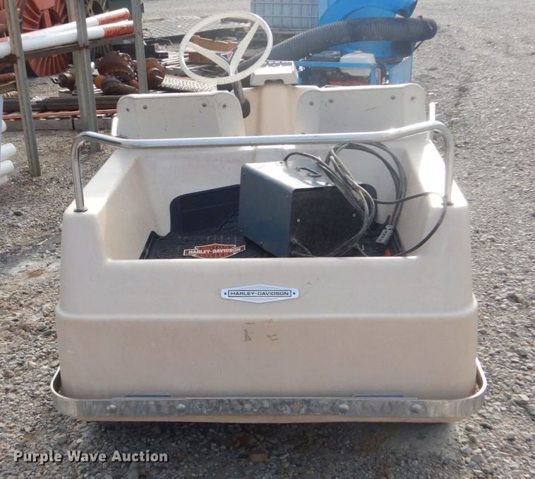 image for item FK9499 Harley Davidson golf cart