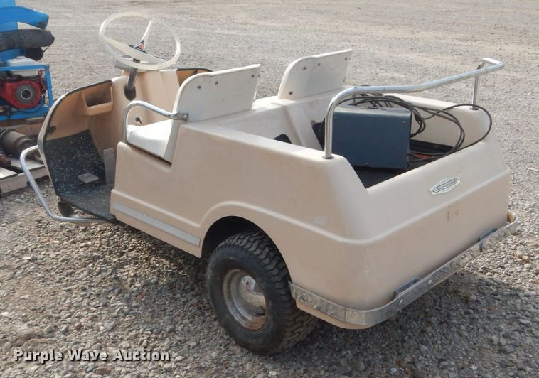 image for item FK9499 Harley Davidson golf cart