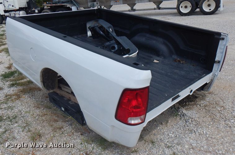 image for item FN9305 2013 Dodge pickup truck bed