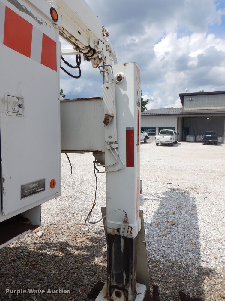 image for item FN9307 1996 Altec D4060 digger derrick bed