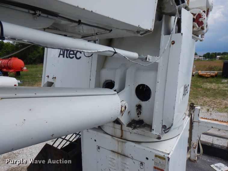 image for item FN9307 1996 Altec D4060 digger derrick bed