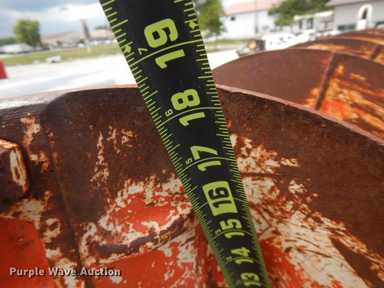 image for item FN9307 1996 Altec D4060 digger derrick bed