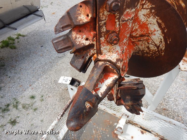 image for item FN9307 1996 Altec D4060 digger derrick bed