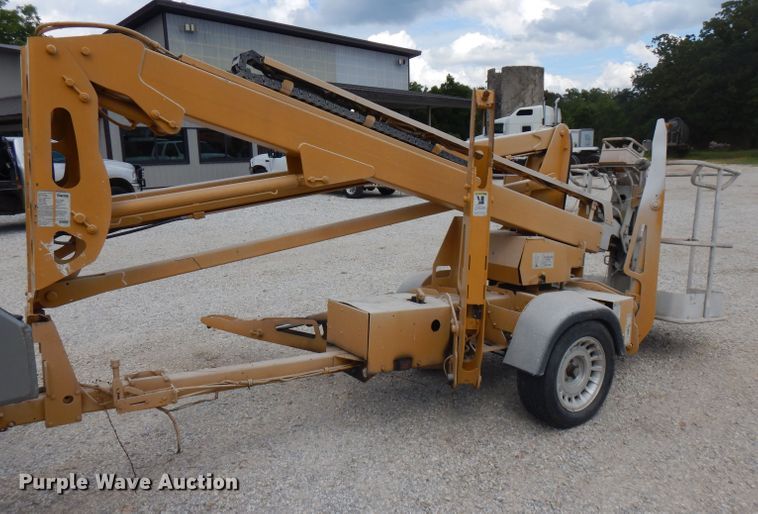 image for item FN9309 2005 Genie TZ34  boom lift