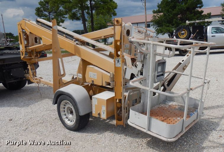 image for item FN9309 2005 Genie TZ34  boom lift