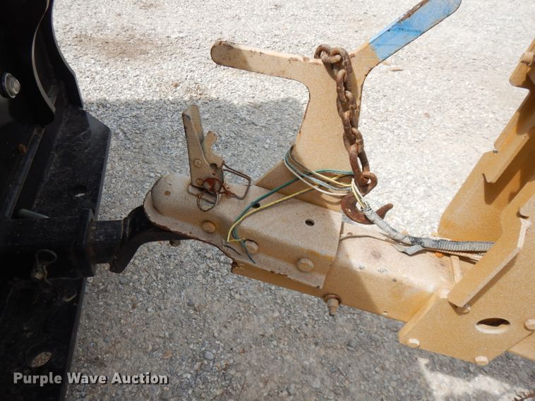 image for item FN9309 2005 Genie TZ34  boom lift