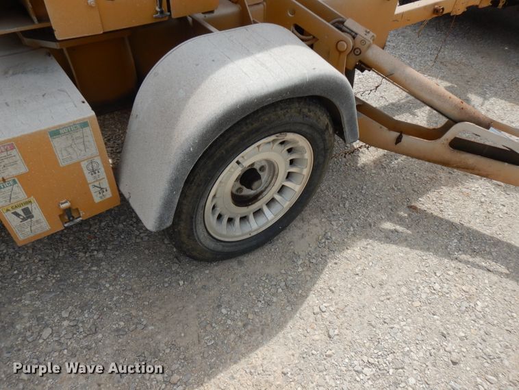 image for item FN9309 2005 Genie TZ34  boom lift