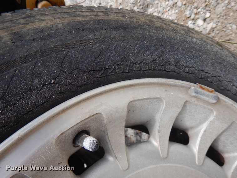 image for item FN9309 2005 Genie TZ34  boom lift