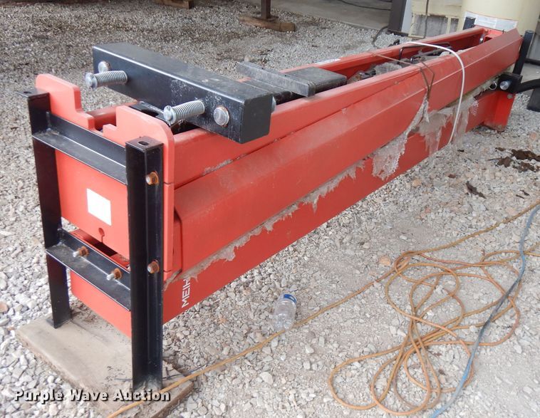 image for item FN9314 Meihur two post automotive lift