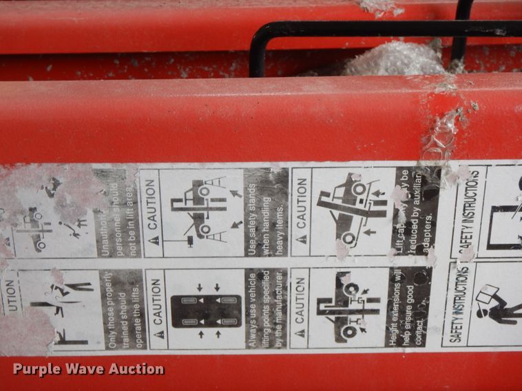 image for item FN9314 Meihur two post automotive lift