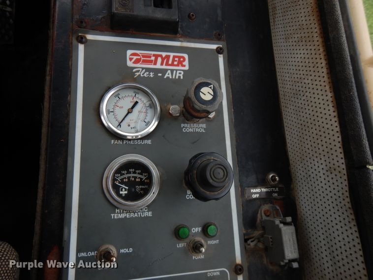 image for item FN9329 Tyler 4300 applicator