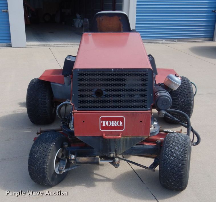 image for item FT9002 Toro Reel Master 5200-D reel mower